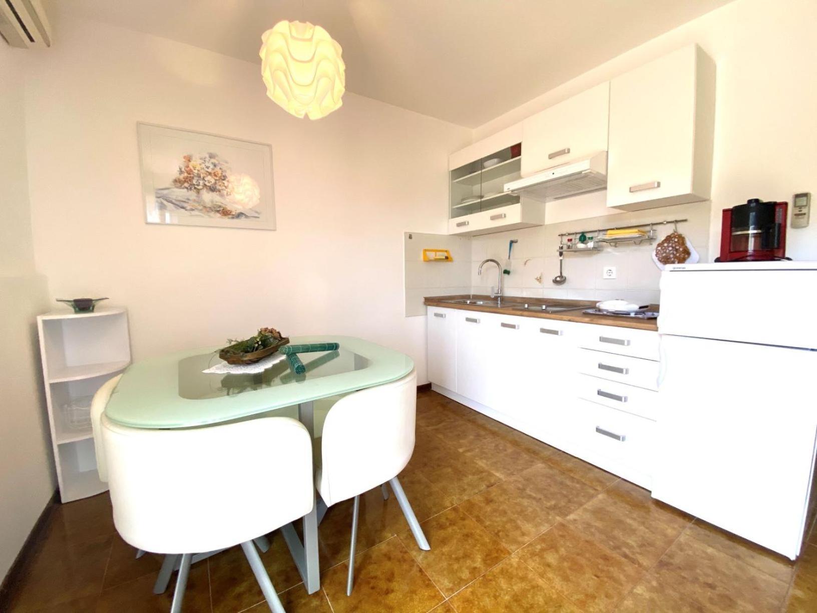 Apartmani Mavrinac Nerezine Esterno foto
