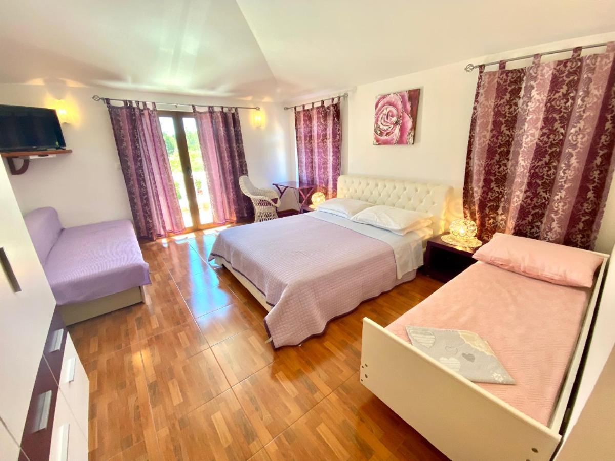 Apartmani Mavrinac Nerezine Camera foto